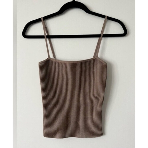 Babaton Women's Vest Womens top Size L - Picture 3 of 7